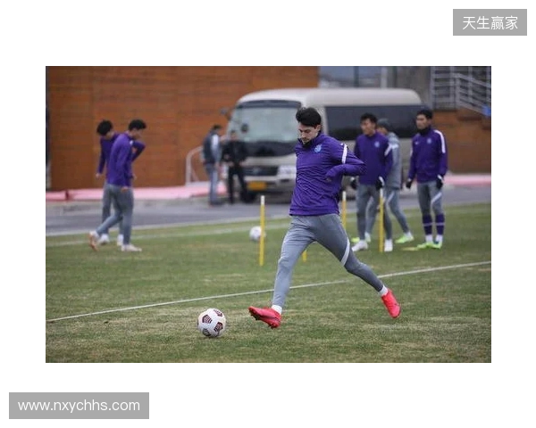 足球报:津门虎新赛季负10分开局形势严峻,于根伟并未失去信心 足球报:津门虎新赛季负10分开局形势严峻,于根伟并未失去信心